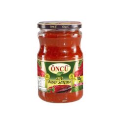 Et av de uunnværlige elementene i måltider, tomatpuré, tar sin plass i kjøkken med et kvalitetsalternativ, Öncü Pepperpure sterk. Produktet tilbys i en sunn glasskrukke med et beskyttende lokk som kun kan åpnes av kjøper. Den får sin varme smak fra den naturlige smaken av pepper. 
