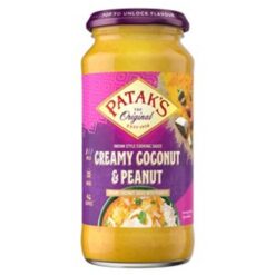 Pataks Creamy Cocunut & Peanut 450g er en mild indisk currysaus med kokos og peanøtter som hele familien kan spise også barn og voksne som ikke liker sterkt krydret mat. En enkel og rask kyllingcurry som krever minimalt med innsats, men har alle de gode smakene.