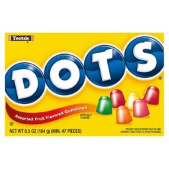 Myke og seige gelegodter fra Tootsie med fruktige smaker. Dots er en klassisk favoritt som byr på en blanding av herlige fruktsmaker og en seig konsistens som gjør dem morsomme å spise. Perfekte som kinogodteri eller når du vil ha noe søtt og fruktig å nyte.