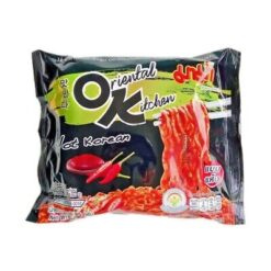Mama Oriental Kitchen Hot Korean Flavor har en kraftig, intens smak med en god balanse mellom krydder, varme og dybde. Den har et markant chilipreg som gir et umiddelbart hint av hete, men krydderblandingen tilfører også sødme og umami, noe som gjør smaken kompleks og tilfredsstillende.