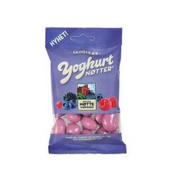 NØTTEFABRIKKEN Yoghurtnøtter Skogsbær Nøtter trukket i yoghurt med smak av skogsbær Den Lille Nøttefabrikken Yoghurtnøtter med Skogsbær skal være både søte og smakfulle.