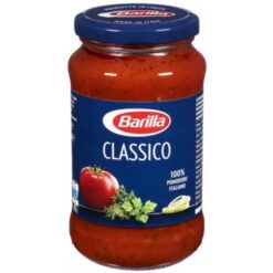 Så nært hjemmelaget du kan komme! Barilla Classico er en tomatsaus laget av solmodne, italienske tomater og urter. Fra tomatene blir høstet inn og frem til de blir brukt som base i tomatsausene, går det kun én dag. Alle våre tomatsauser er glutenfrie og helt uten konserveringsmidler.