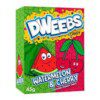 Dweebs Watermelon & Cherry er en herlig godbit som kombinerer den søte smaken av vannmelon med den friske smaken av kirsebær. Disse små, fargerike godteribitene fra Dweebs vil glede både store og små godiselskere. Med sin unike smakskombinasjon og morsomme form er Dweebs Watermelon & Cherry den perfekte godbiten for å tilfredsstille søtsuget. Kos deg med disse deilige godteriene når du trenger en liten smak av noe godt i hverdagen.
