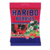 HARIBO Berries Bær Godteri 80G Hver pose med HARIBO bær inneholder en liten busk med røde og svarte bær rett utenfor en HARIBO bærbuske!