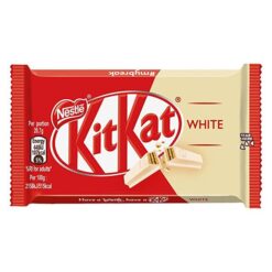 KitKat White Chocolate - Gi pausen din et snev av luksus med denne delikate varianten av den klassiske KitKat-sjokoladen. Hver KitKat White Chocolate tilbyr en kombinasjon av kremet hvit sjokolade og sprø vafler, som gir en harmonisk balanse mellom sødme og konsistens. Den lyse og glatte smaken av hvit sjokolade komplementerer perfekt den sprø kjeksstrukturen, noe som gjør hvert tygg til en smaksopplevelse av høyeste kvalitet.