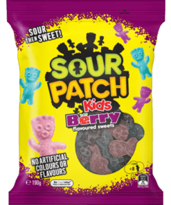 SOUR PATCH KIDS BERRY - deilige lollies med bærsmak dekket av et surt og søtt utblås! Hva er surt så søtt, men alltid deilig? Du vet allerede: SOUR PATCH KIDS lollies! Fyll munnen med deilige lollies med bærsmak dekket av en syrlig og søt utblåsning! SOUR PATCH KIDS lollies er morsomme, myke og seige godbiter som er elsket av barn, tenåringer og voksne.