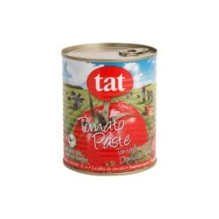 Tat Tomato Paste er produsert av de beste tomatene, nøye dyrket i sesongen. Du kan konsumere naturlig, fersk og tilsetningsfri Tat Tomatpasta trygt og med glede. Selv bare en halv skje gir en spesiell smak, farge og lukt til måltidene.