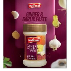 National Ginger & Garlic Paste , er et klassisk krydder til hverdagslige måltider. Den er perfekte størrelsen for å gi smak til en rekke retter. Laget med ekte ingefær og hvitløk, det er det perfekte tillegget for å live opp ethvert måltid.