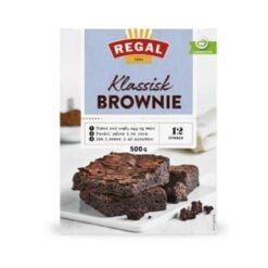 Klassisk brownie med deilig sjokoladesmak! Perfekt balansert konsistens – både myke og fudgy, med en sprø skorpe. En allsidig favoritt som treffer både store og små.