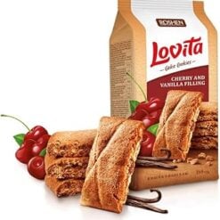 Smørkjeks med tilsetning av kirsebær-vaniljefyll. Den ømme konsistensen smelter i munnen din, mens den subtile av kirsebær skaper en symfoni av smaker som er både trøstende og overbærende.