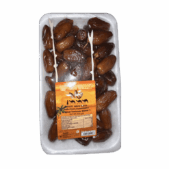 Deglet Nour har en veldig behagelig, søt og fruktig smak og smaker best kaldt, direkte fra kjøleskapet. De er relativt store dadler med en ensartet brun farge. Huden deres er veldig tynn, og de er myke, men fortsatt sprø.