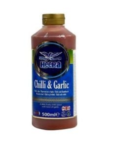Krydre måltidene dine med Heera chili hvitløkssaus, et allsidig krydder som gir en perfekt balanse mellom varme og smak til rettene dine.