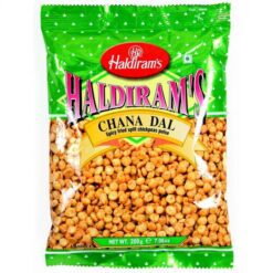 Chana Dal fra Haldiram's er en mild krydret og velsmakende snack bestående av ristede Gram-pulser. En sunn og krydret kikertsnack Flott som hverdagsmat