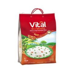 Forvandle risrettene dine med Vital Sella Basmati-ris Laget gjennom en unik prosess med bløtlegging, damping og tørking før maling. Dette resulterer i fastere, mer separate korn som er perfekte for luftige biryani-, zarda- og pulao-retter.