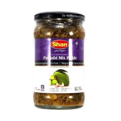 Shan Punjabi Pickle har den perfekte blandingen av mango, gulrot, sitron og chili med en blanding av syrlige krydder, som er det perfekte tilbehøret til hverdagsmat.